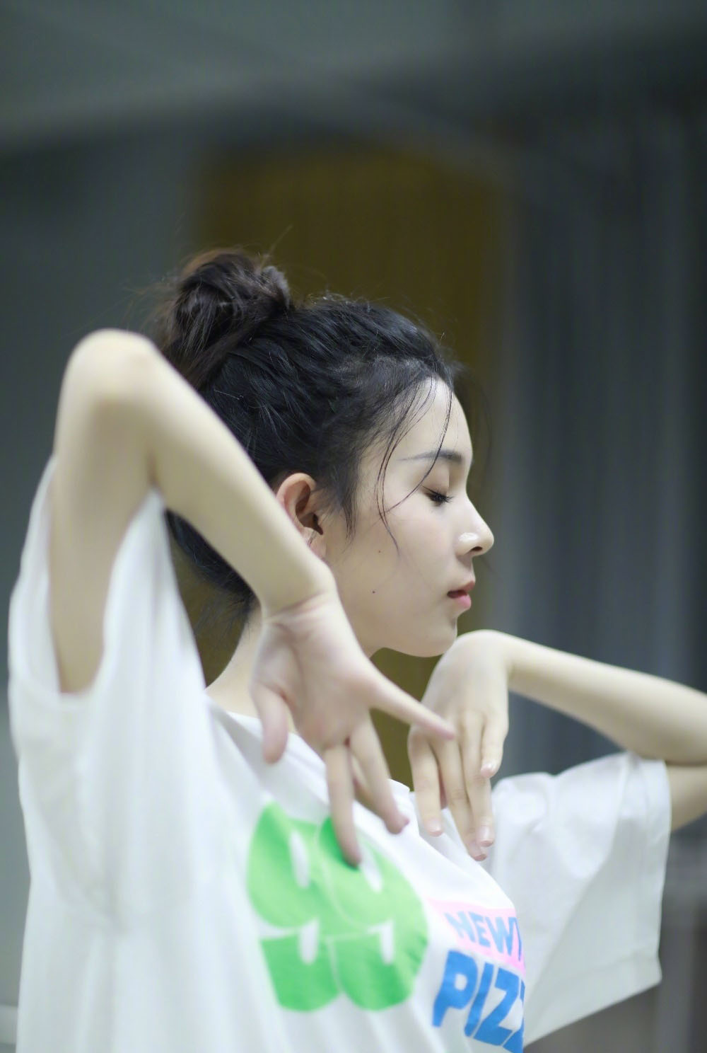 金晨图片 金晨优雅舞蹈写真图片图片