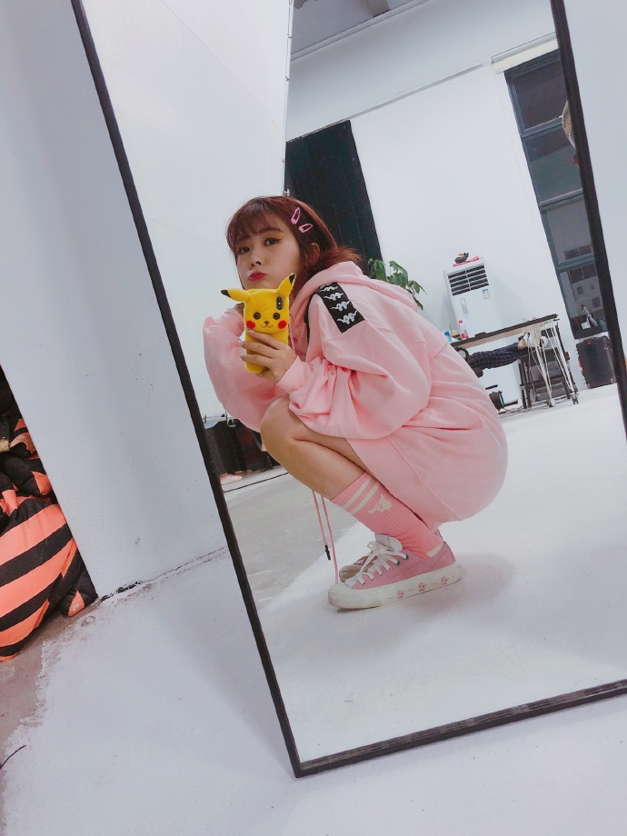 高清广东深圳女星赖美云俏皮甜美写真图片图片