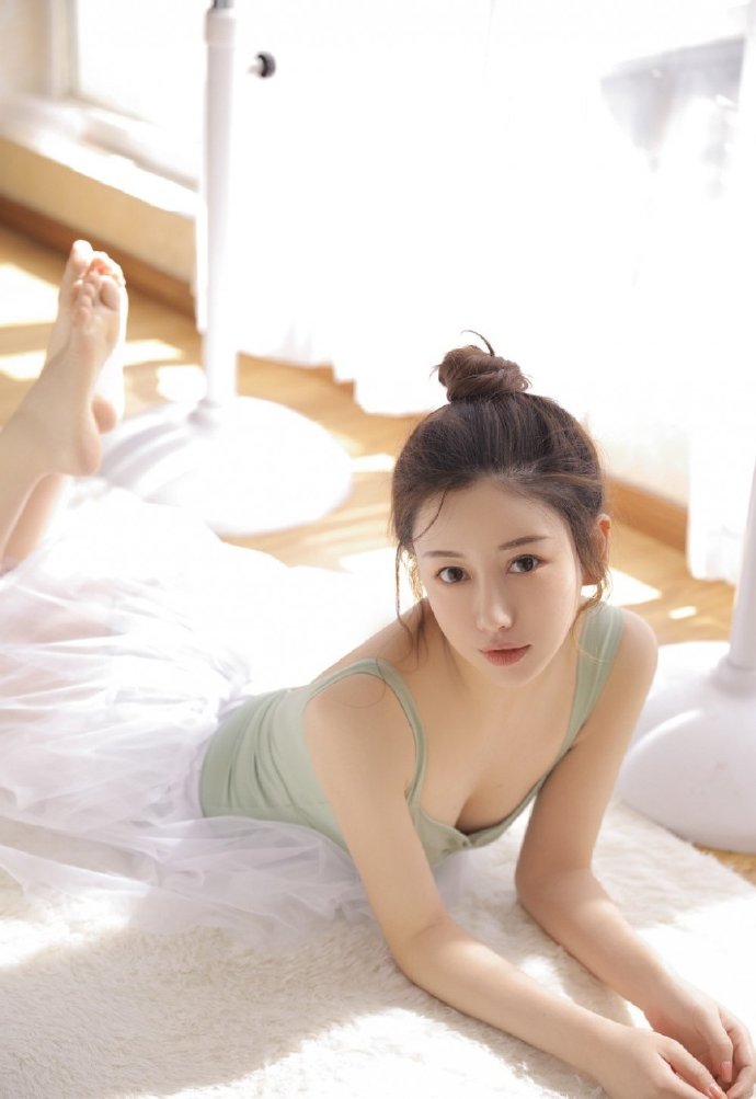 陈瑶甜美舞蹈训练照图片图片