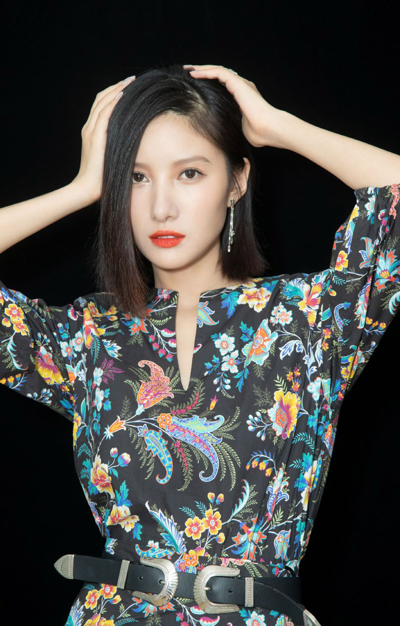 中国内地山东济南女演员吴优魅惑性感时尚杂志写真大片图片