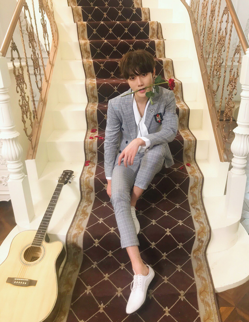 高清内地男星刘也红发清新写真图片图片