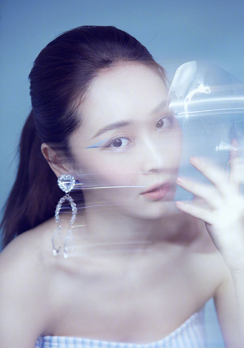 李曼优雅柔美时尚写真图片图片