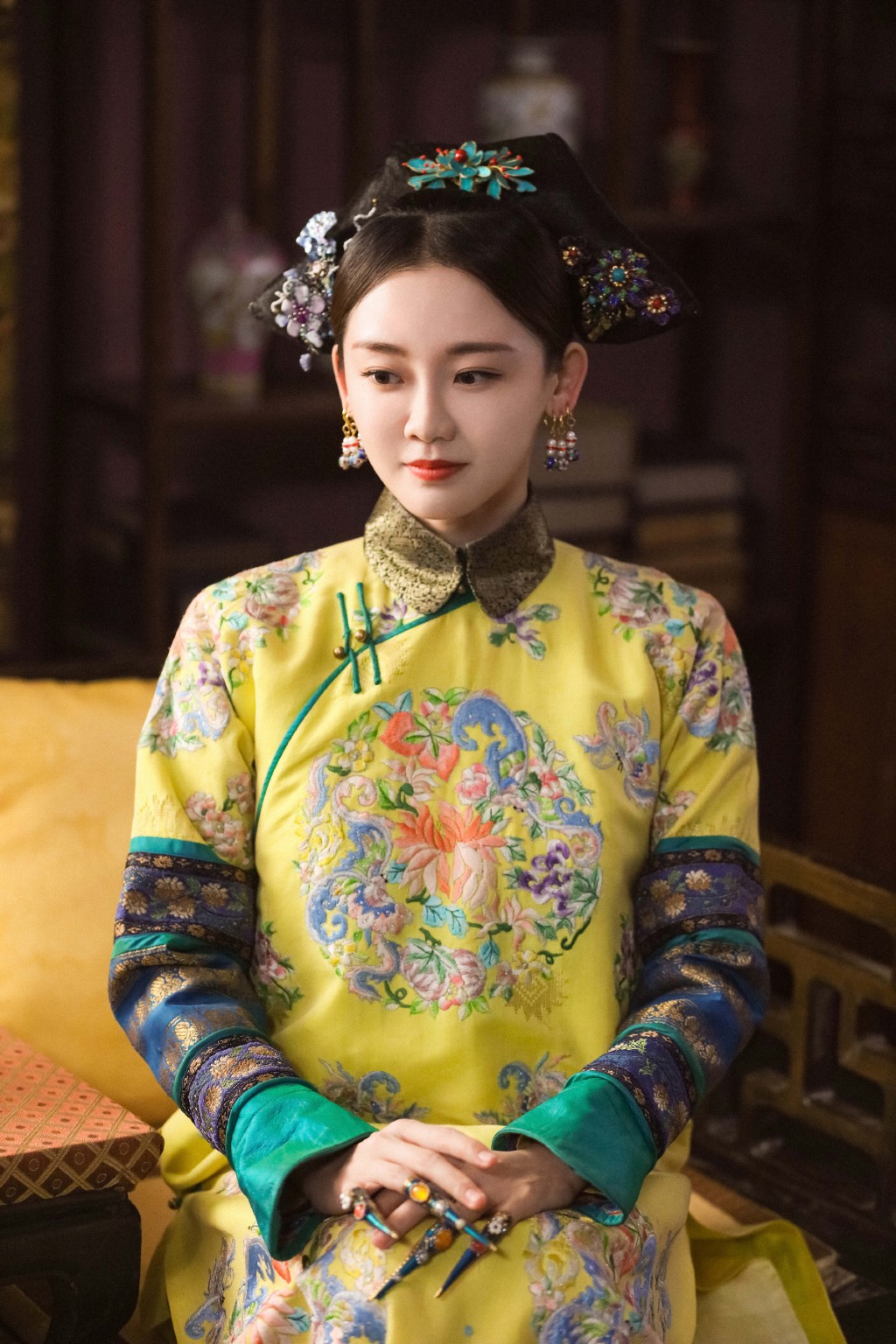 高清中国内地女演员美女苗苗清新甜美写真手机壁纸图片