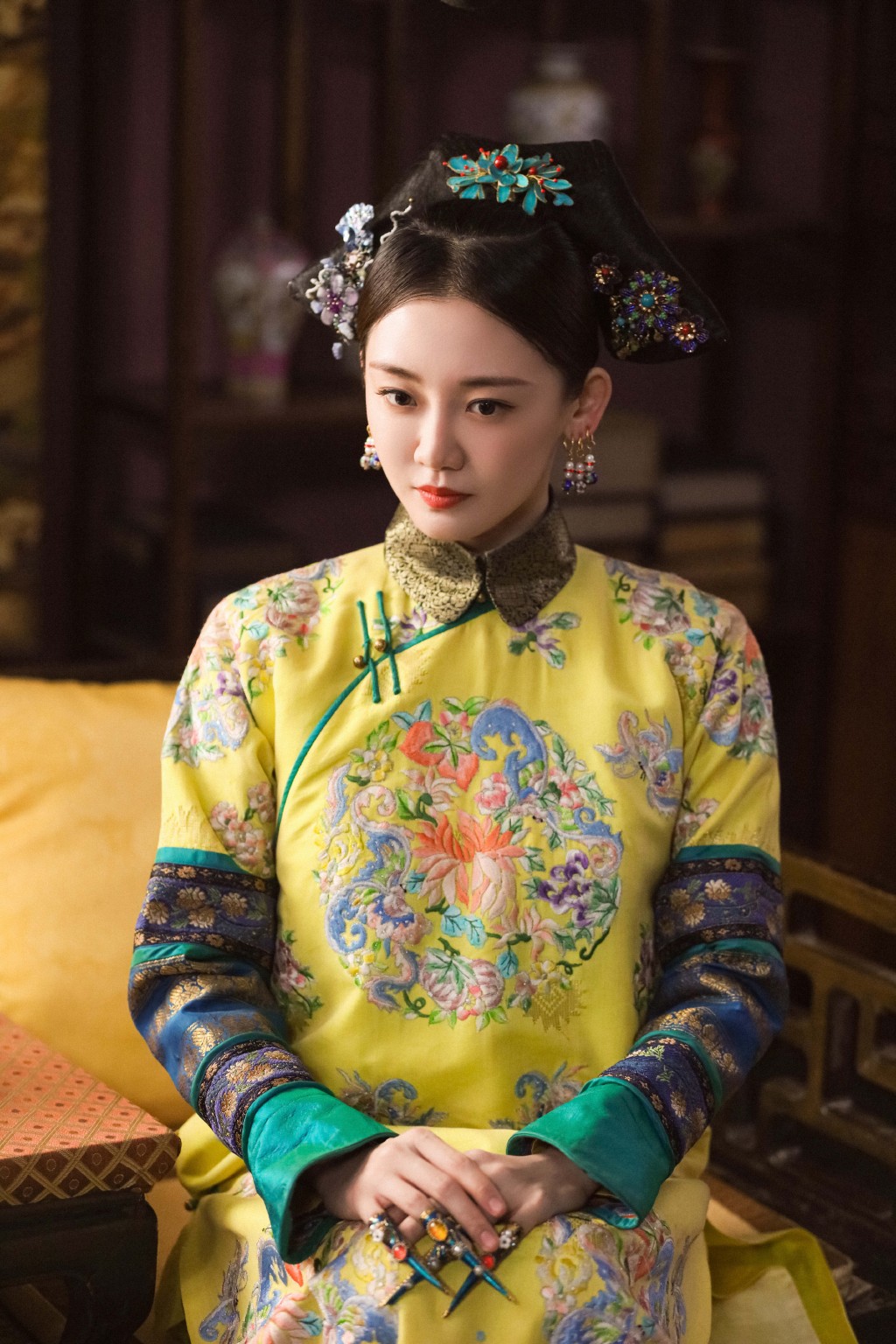 高清中国内地女演员美女苗苗清新甜美写真手机壁纸图片