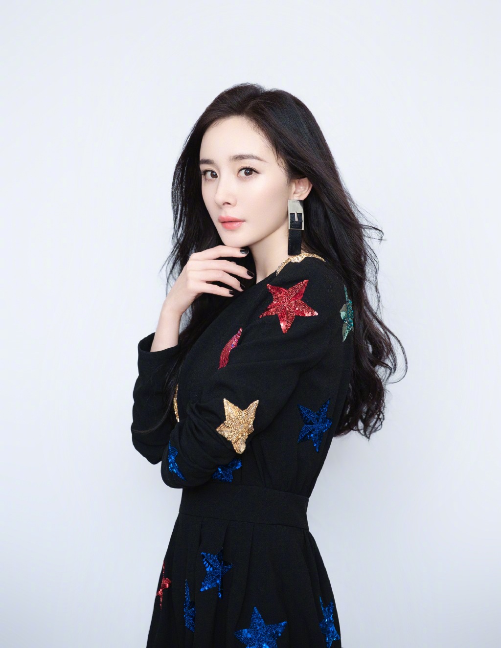 中国内地北京影视女演员杨幂优雅复古写真桌面壁纸图片
