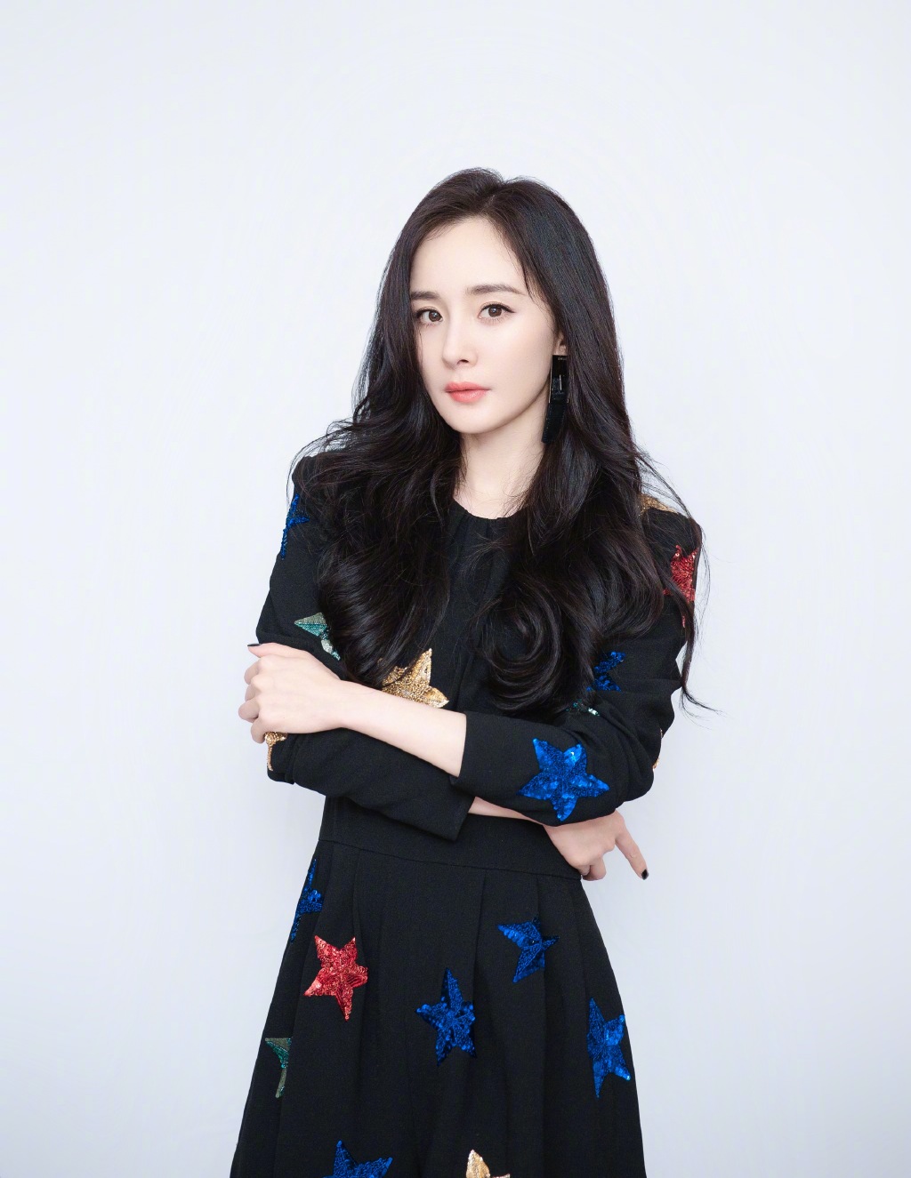 中国内地北京影视女演员杨幂优雅复古写真桌面壁纸图片