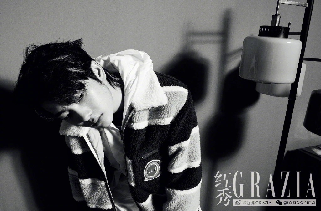 高清大陆男明星欧阳娜娜周震南时尚杂志写真图片图片