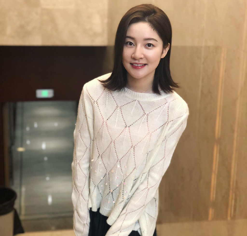 中国大陆女演员崔心心性感写真图片图片