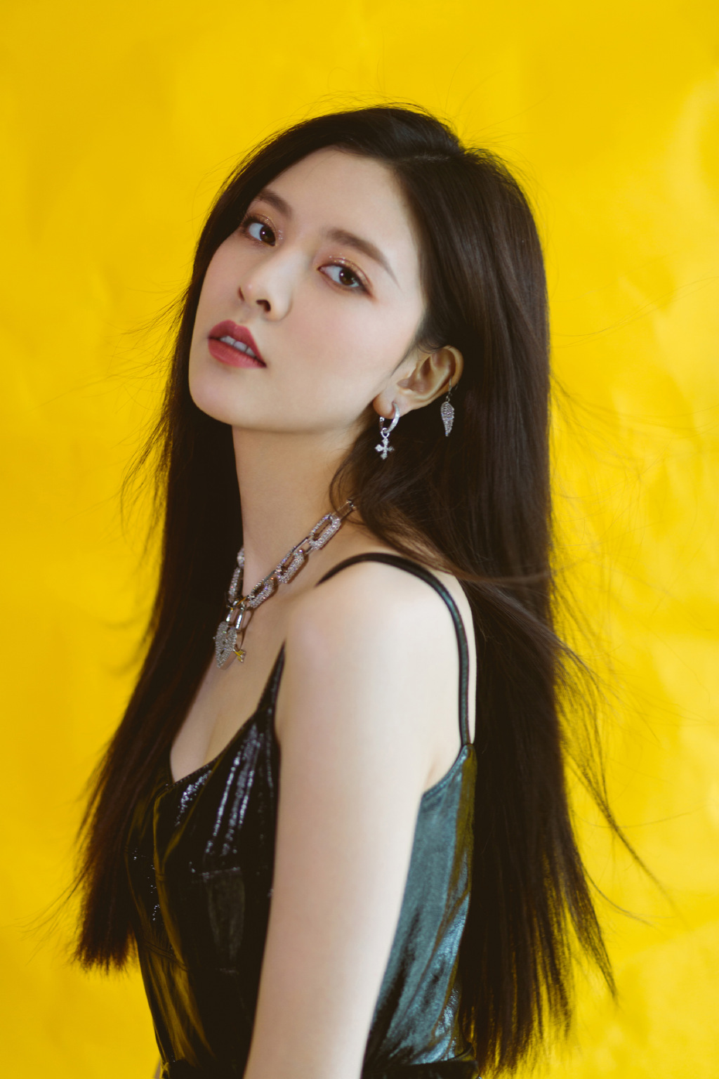 高清澳大利亚影视女演员宋妍霏百变风格时尚写真高清图片图片