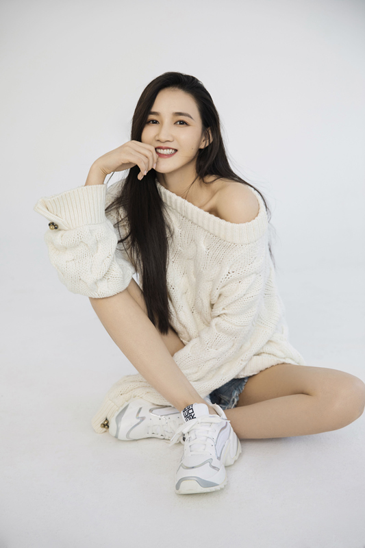 高清女星周开开甜美性感生活照图片图片