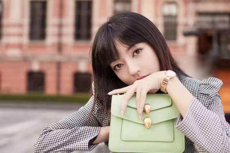 高清中国内地女演员何瑞贤品牌活动照性感图片图片