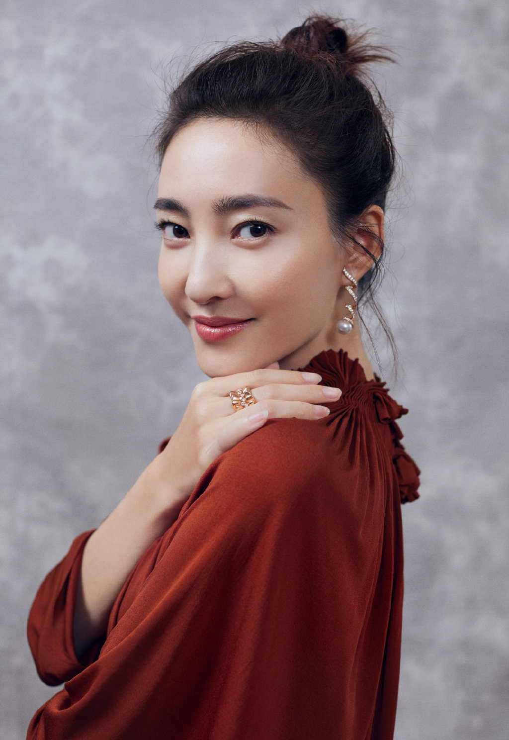 王丽坤性感优雅活动图片图片