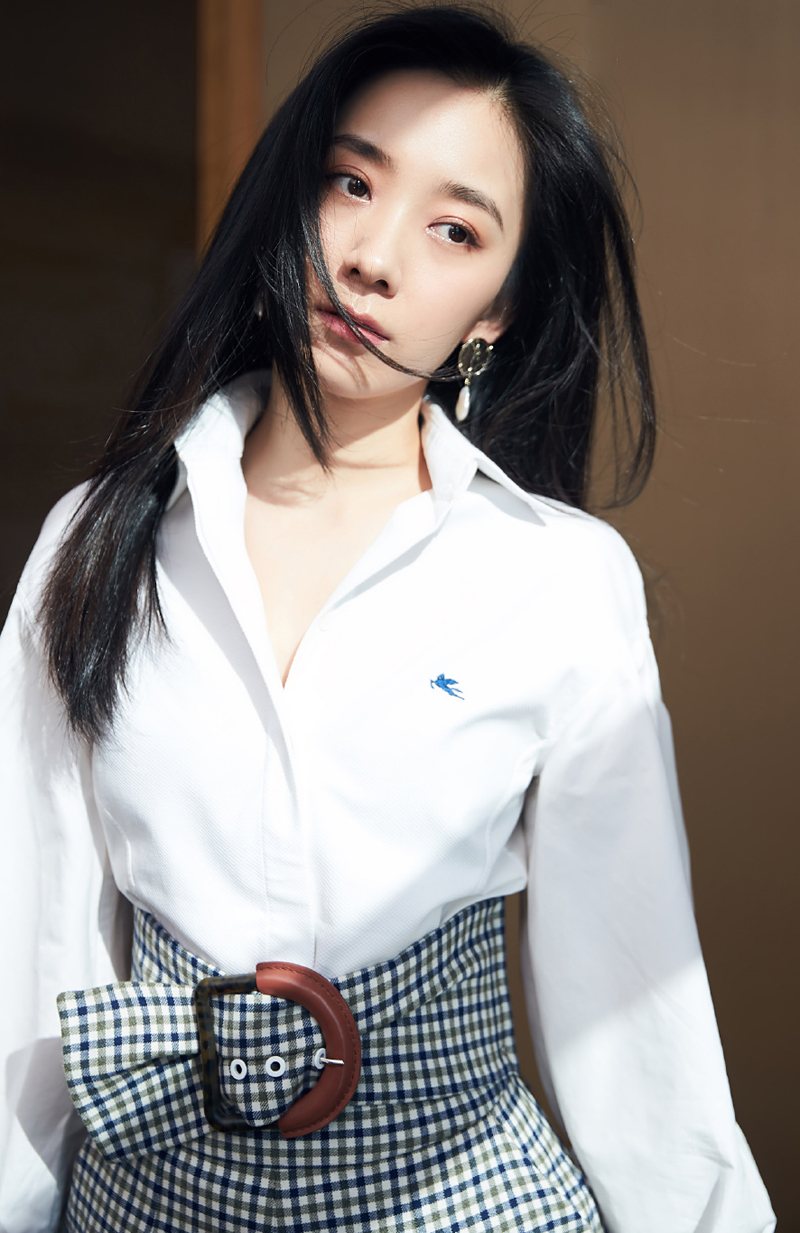 朱颜曼滋图片