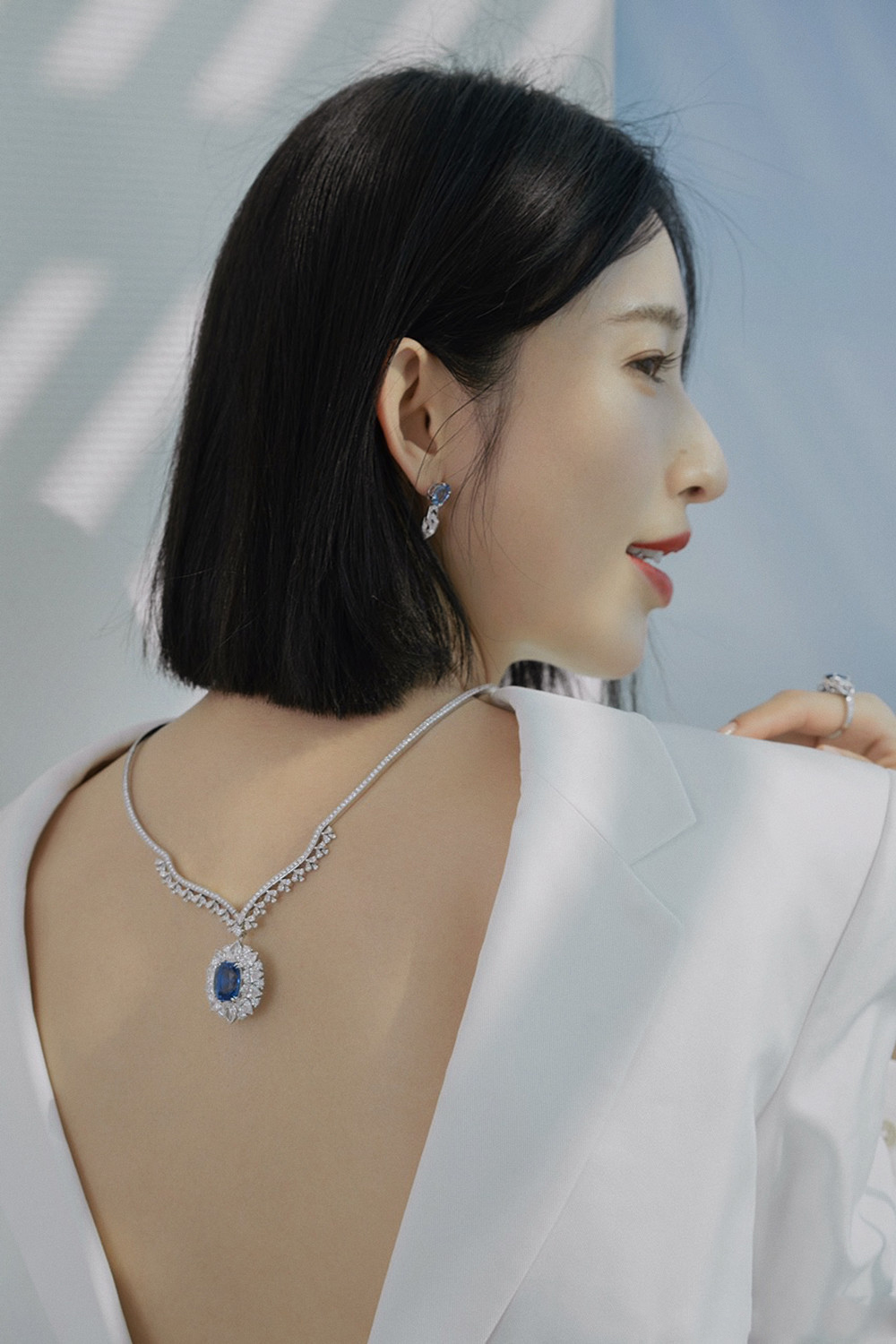 中国大陆广西省桂林模特女演员张俪美艳迷人黑裙写真图片图片