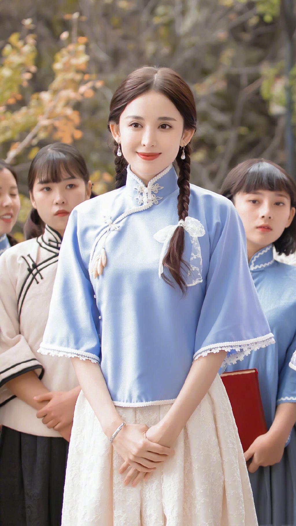 中国内地新疆乌鲁木齐市影视女演员古力娜扎新剧民国造型图片图片