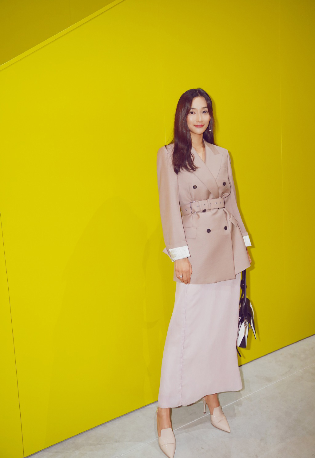 高清女明星李若宁性感活动照图片图片