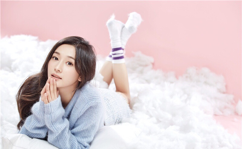 高清女明星李若宁甜美气质蕾丝写真图片图片