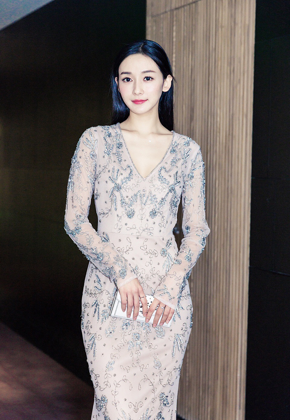 高清女明星李若宁轻甜少女俏皮写真图片图片