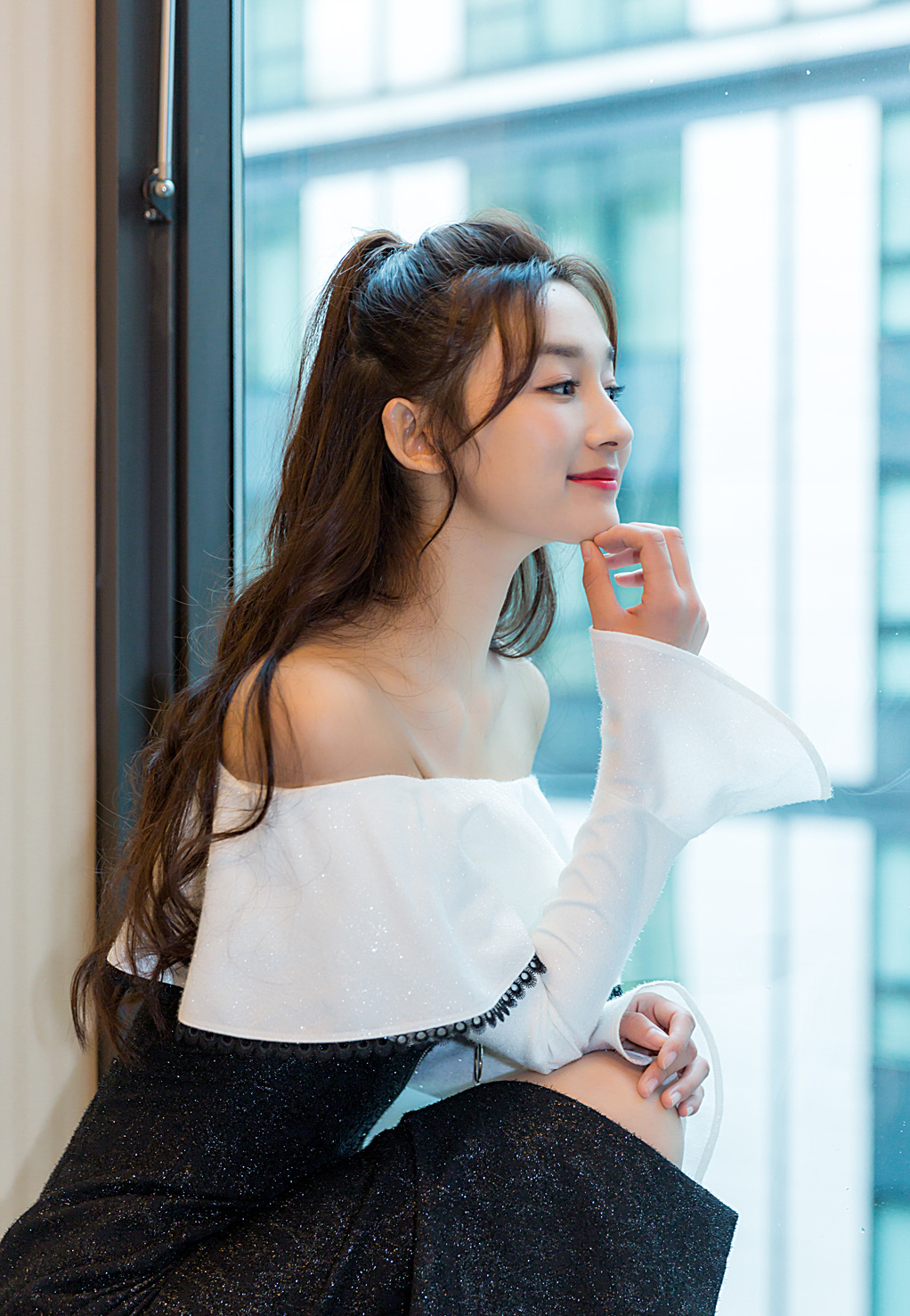 高清女明星李若宁甜美气质蕾丝写真图片图片