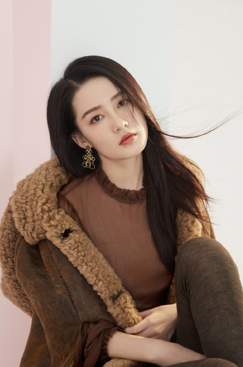 李沁图片