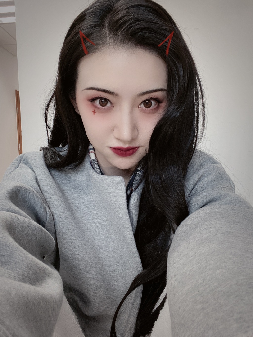 Angelababy杨颖万圣节鬼怪妆自拍图片图片