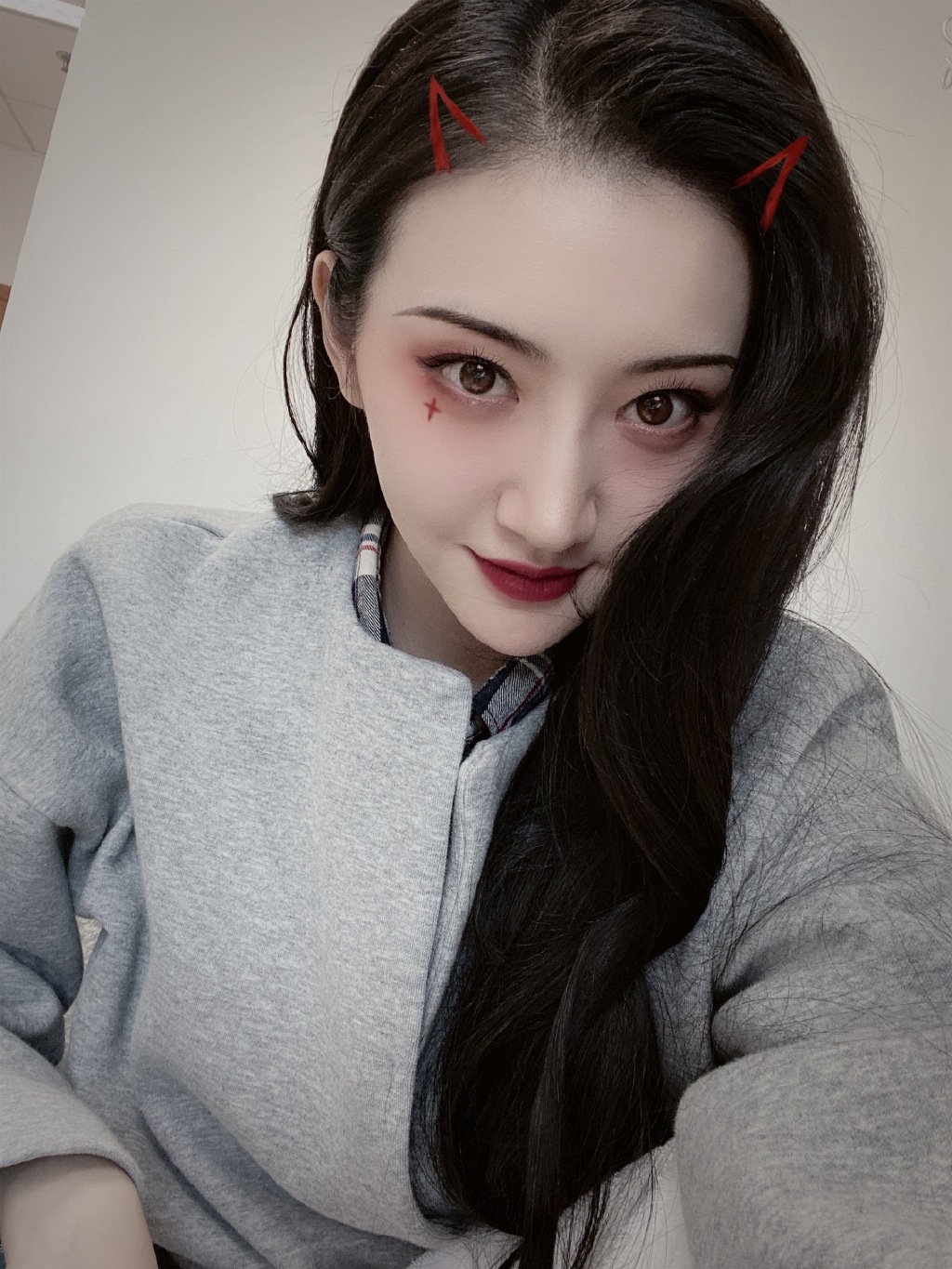 Angelababy杨颖万圣节鬼怪妆自拍图片图片
