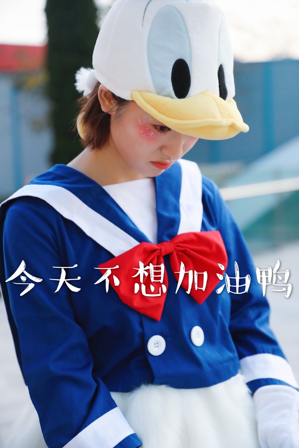 美女沈月图片