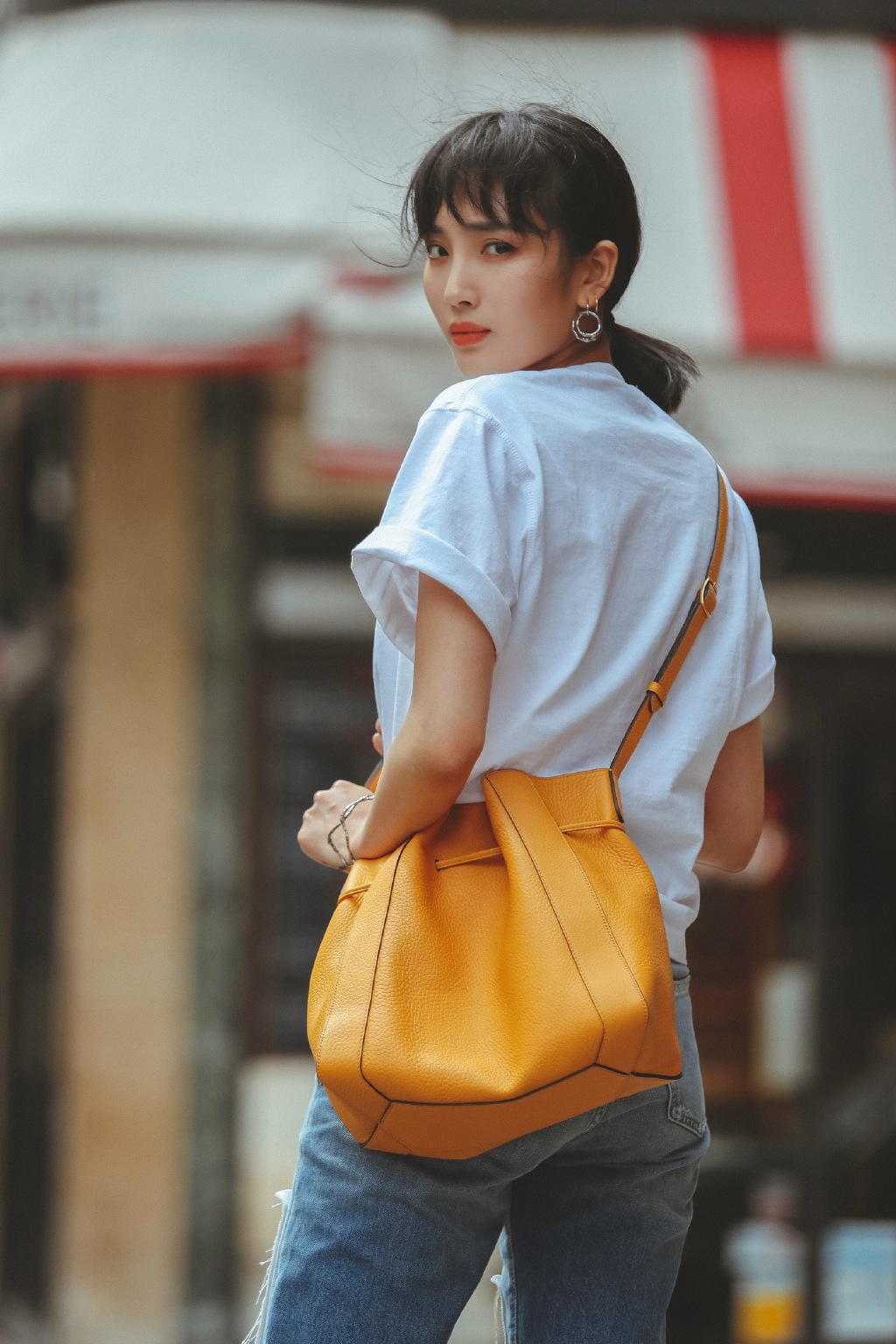 王紫璇图片