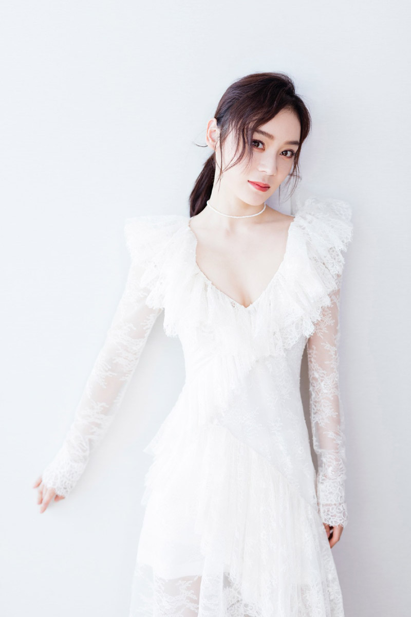 高清中国内地影视湖北省襄阳女演员袁姗姗羽毛裙唯美写真桌面壁纸图片 高清中国内地影视湖北省襄阳女演员袁姗姗羽毛裙唯美写真桌面壁纸图片