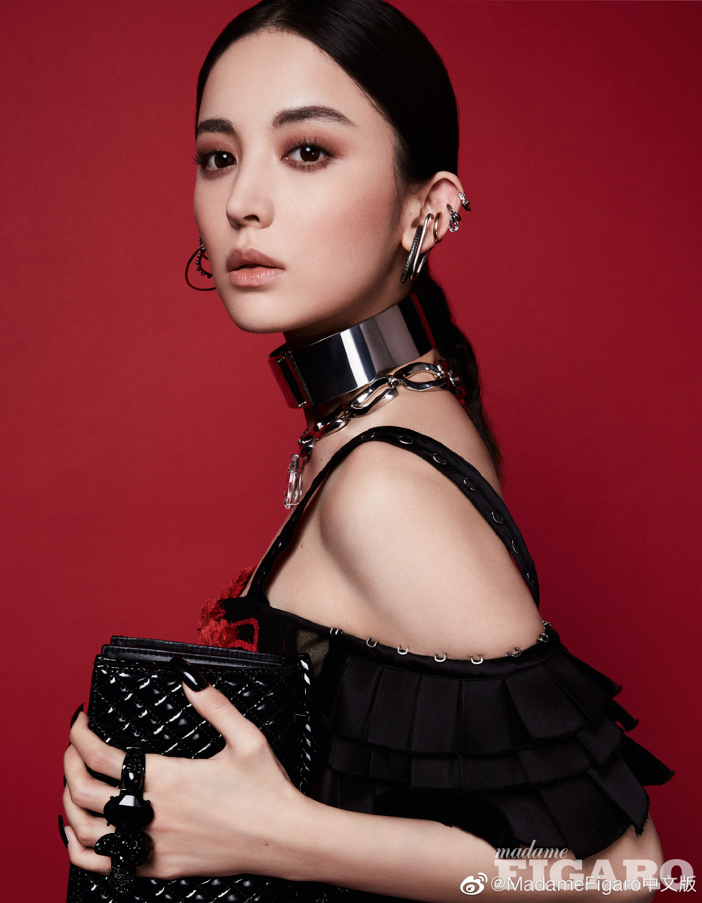 中国内地新疆乌鲁木齐市影视女演员古力娜扎微博之夜性感甜美写真图片图片
