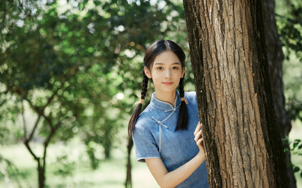 高清性感女星周也甜酷造型灵动写真图片图片