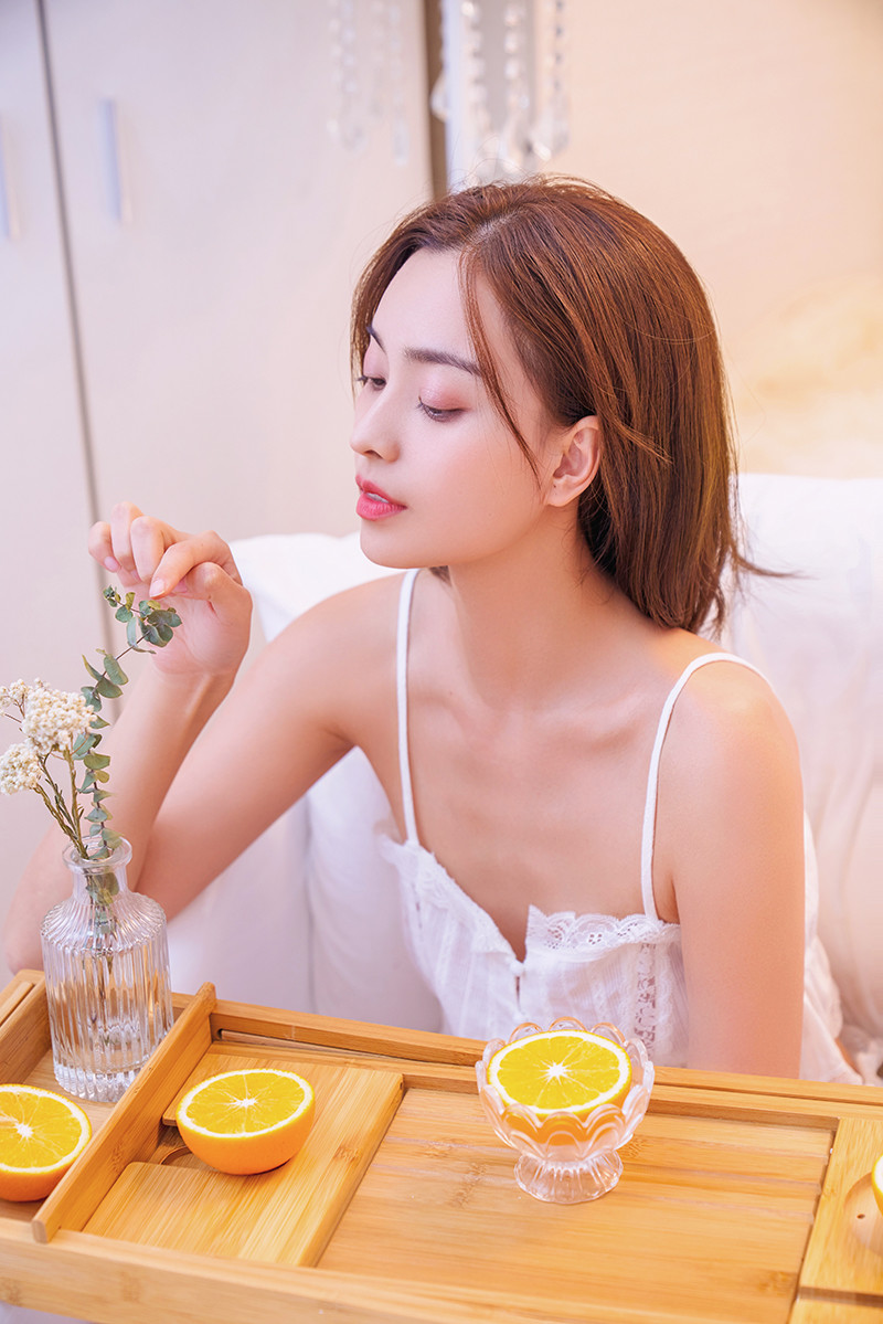 酒窝美女图片
