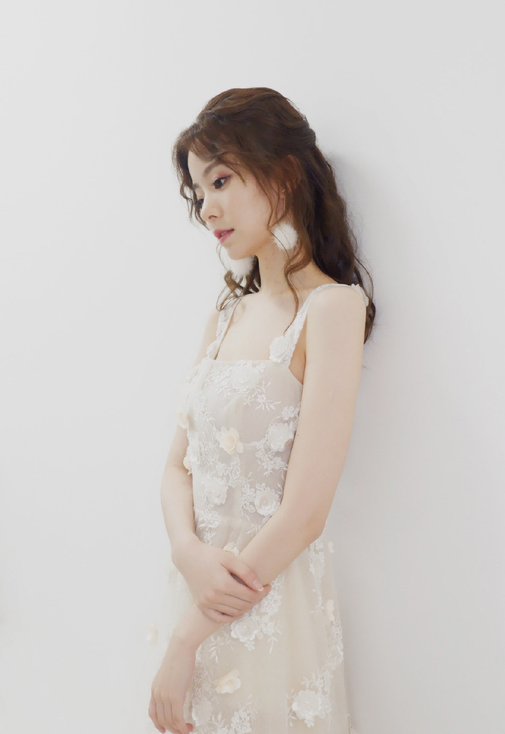 高清女星陈卓璇粉色礼服长裙性感写真图片