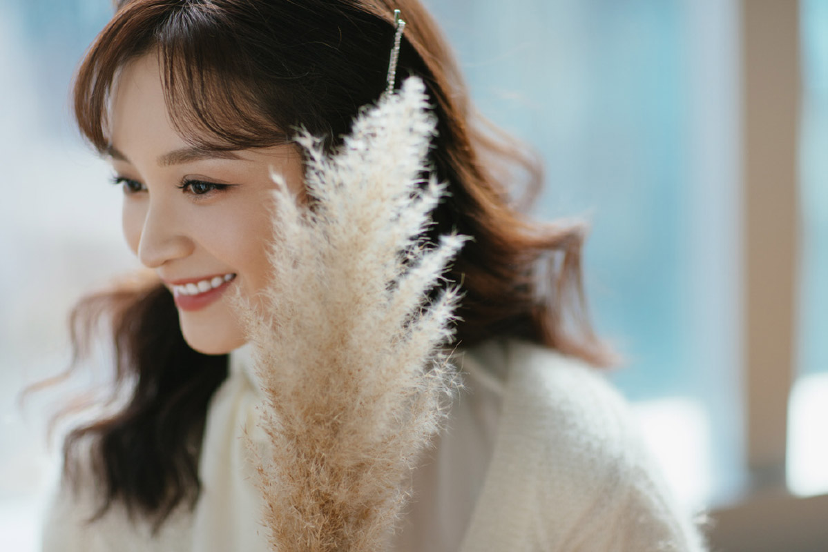 中国内地女演员王一菲温婉迷人写真图片图片