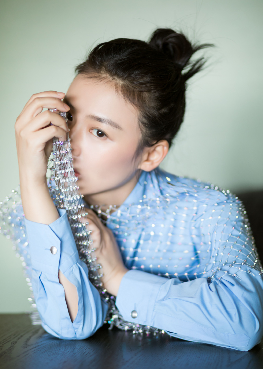 大陆内地安徽省蚌埠女演员马思纯微博之夜优雅干练写真图片图片