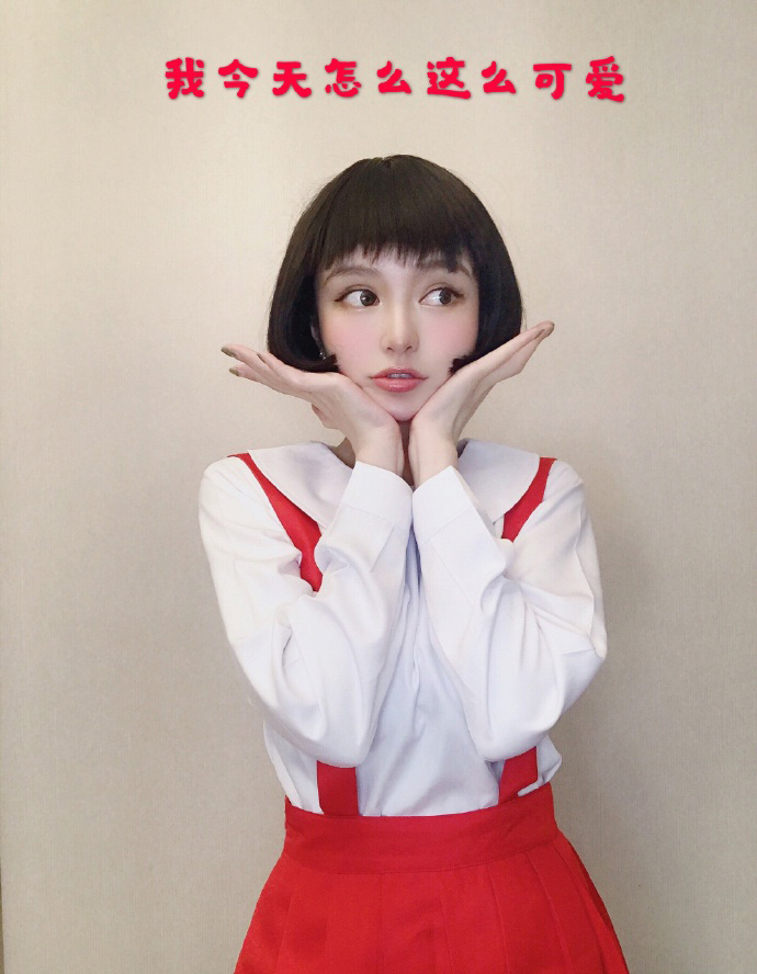 中国大陆女模特周扬青灰色大衣性感街拍图片图片