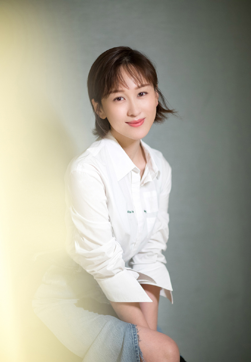 练练水手服性感时尚写真桌面壁纸图片 练练水手服性感时尚写真桌面壁纸图片