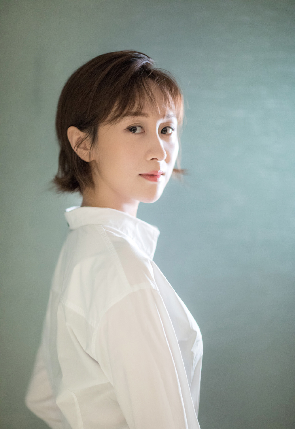 练练水手服性感时尚写真桌面壁纸图片