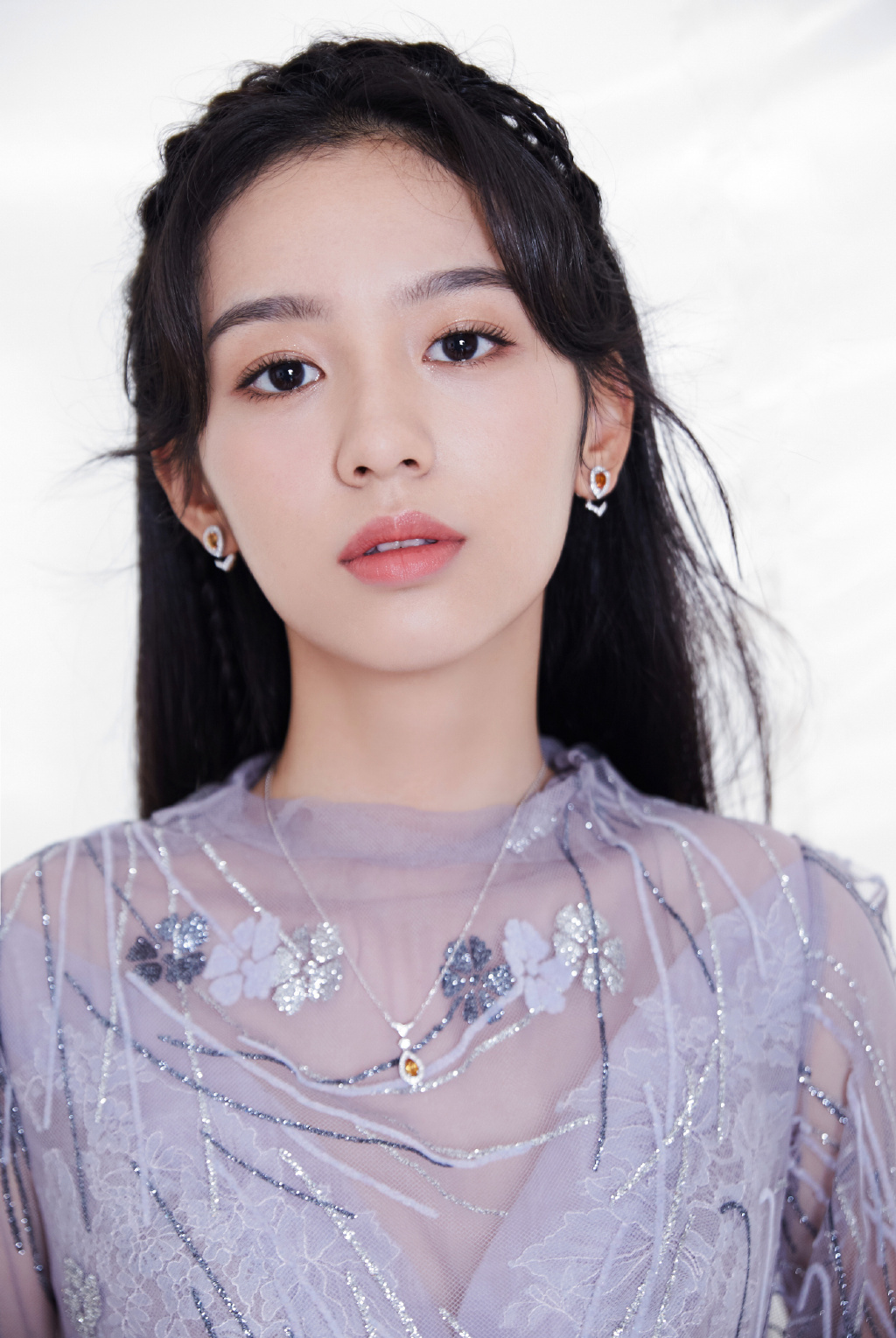 高清性感女星周也甜酷造型灵动写真图片图片