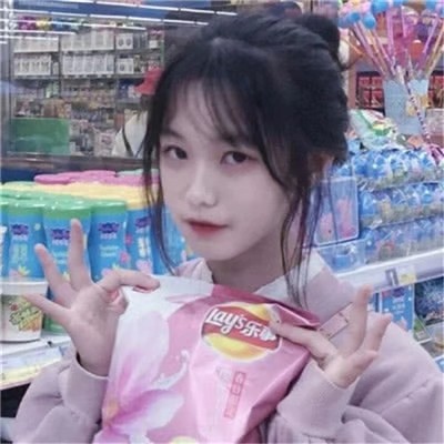 最流行微信卡通圣诞节头像图片猪猪兔兔可爱卡通头像图片图片