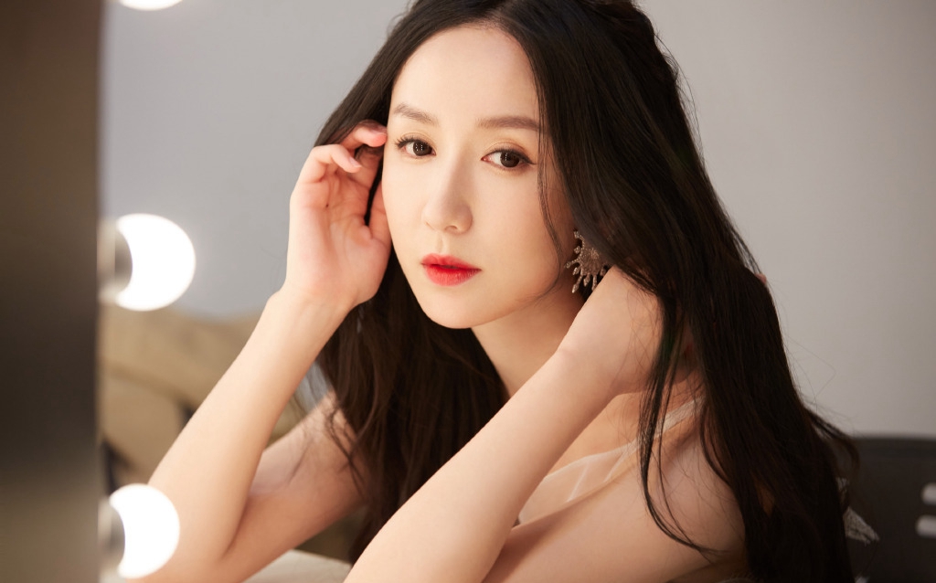 娄艺潇优雅唯美写真图片图片