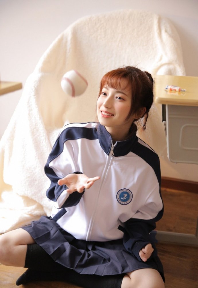 美女图片 运动装美女图片 健身美女图片 长腿美女图片图片