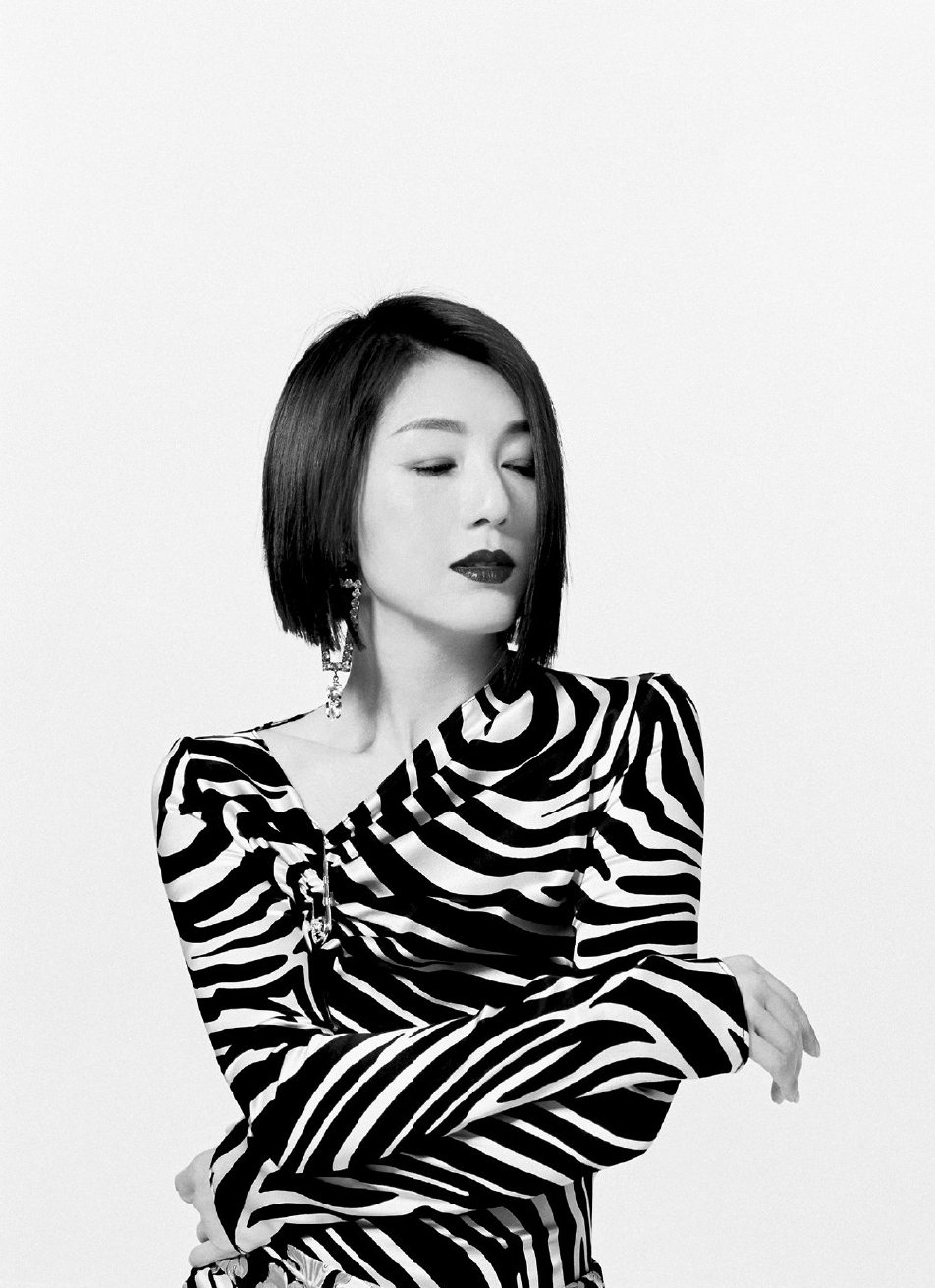 杨千嬅图片