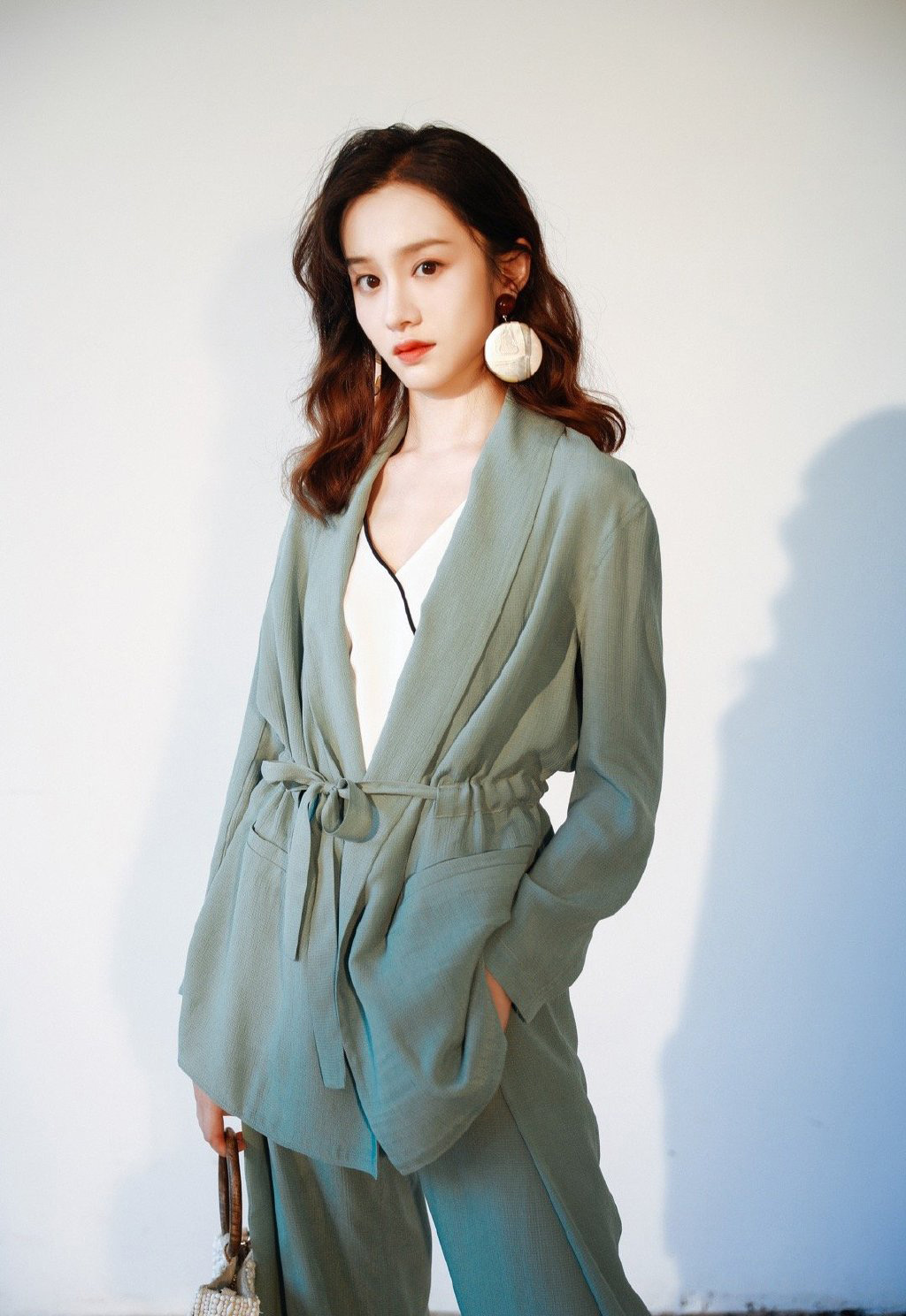 中国内地安徽省淮南市影视女演员陆妍淇清新甜美写真图片图片