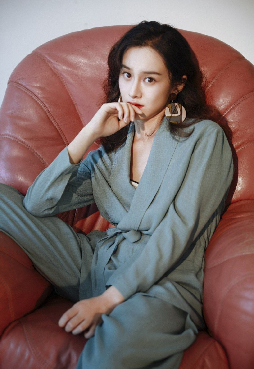 中国内地安徽省淮南市影视女演员陆妍淇清新甜美写真图片图片