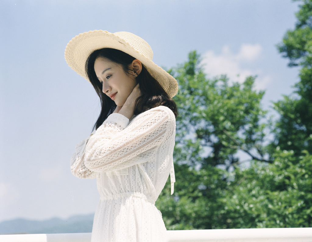 中国内地安徽省淮南市影视女演员陆妍淇性感靓丽写真图片图片