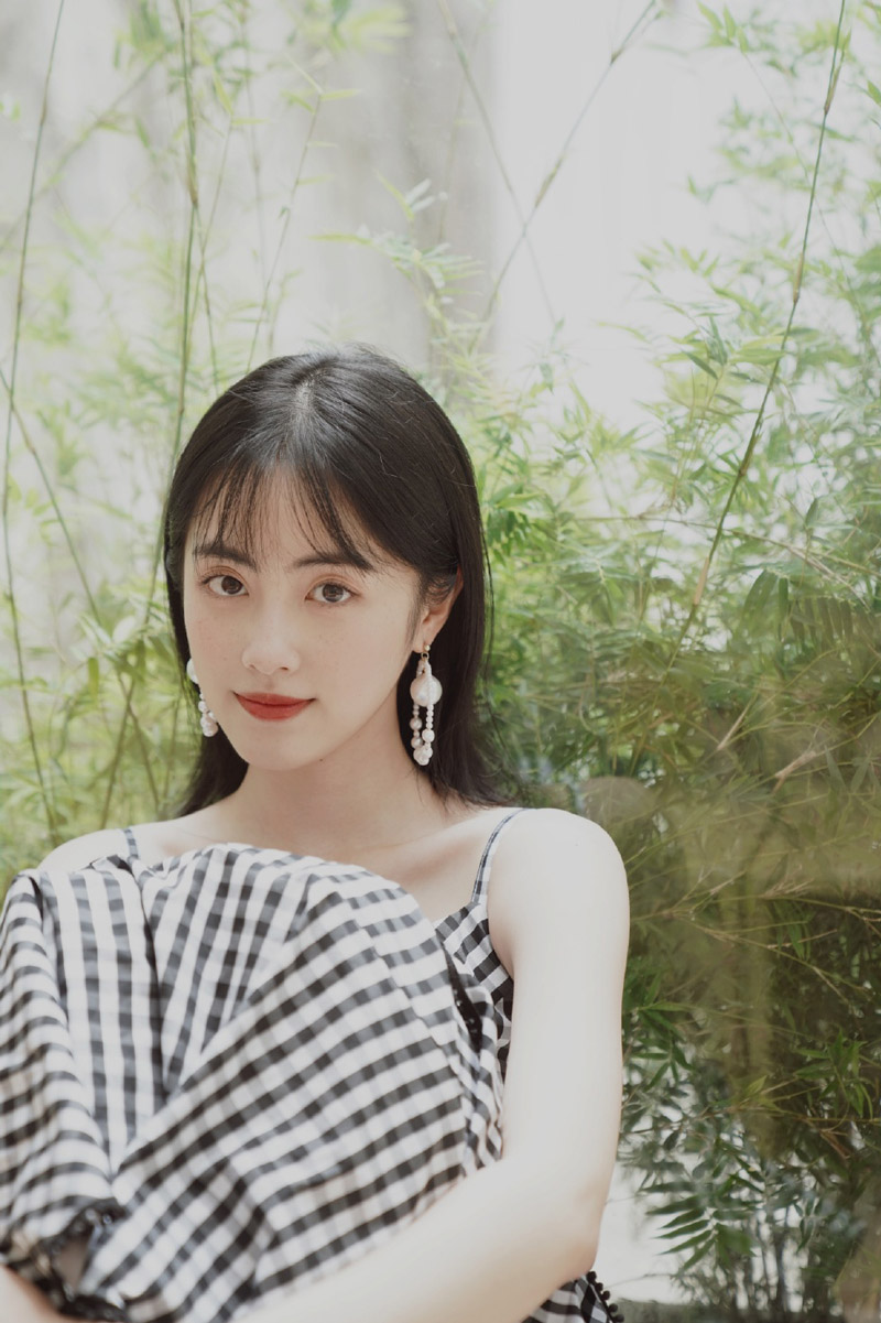 中国内地女广东陆丰模特章乐韵吊带裙迷人写真图片图片 中国内地女广东陆丰模特章乐韵吊带裙迷人写真图片图片