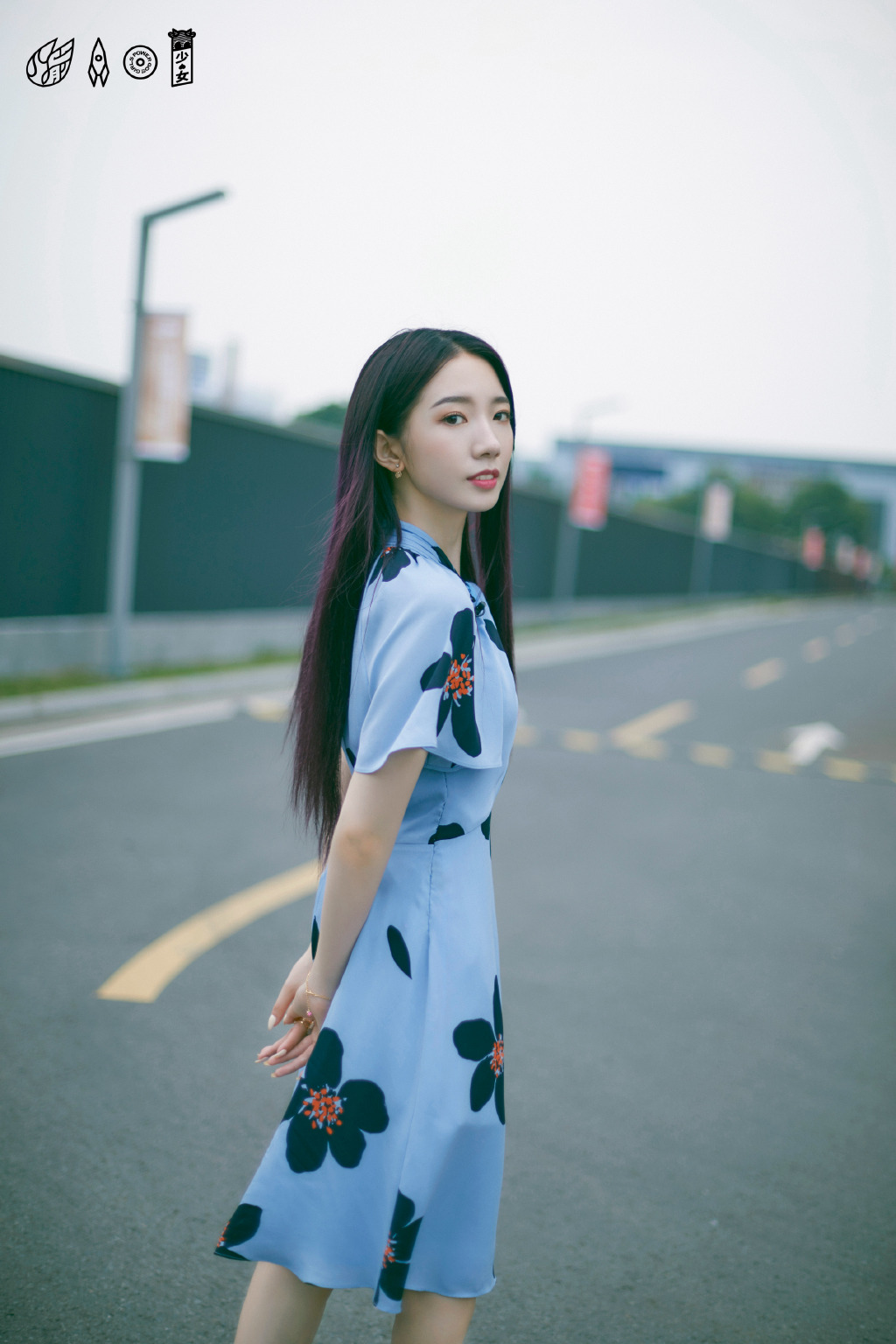 孟美岐图片