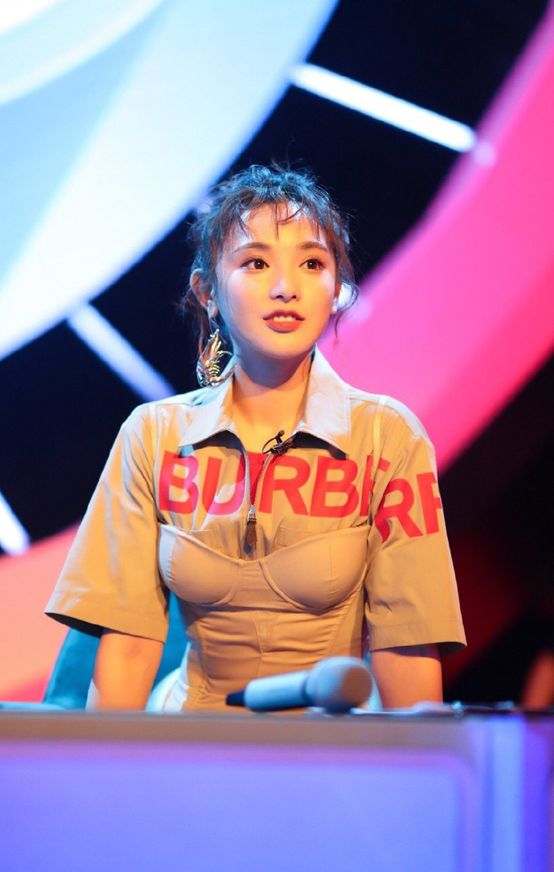 彭小苒图片