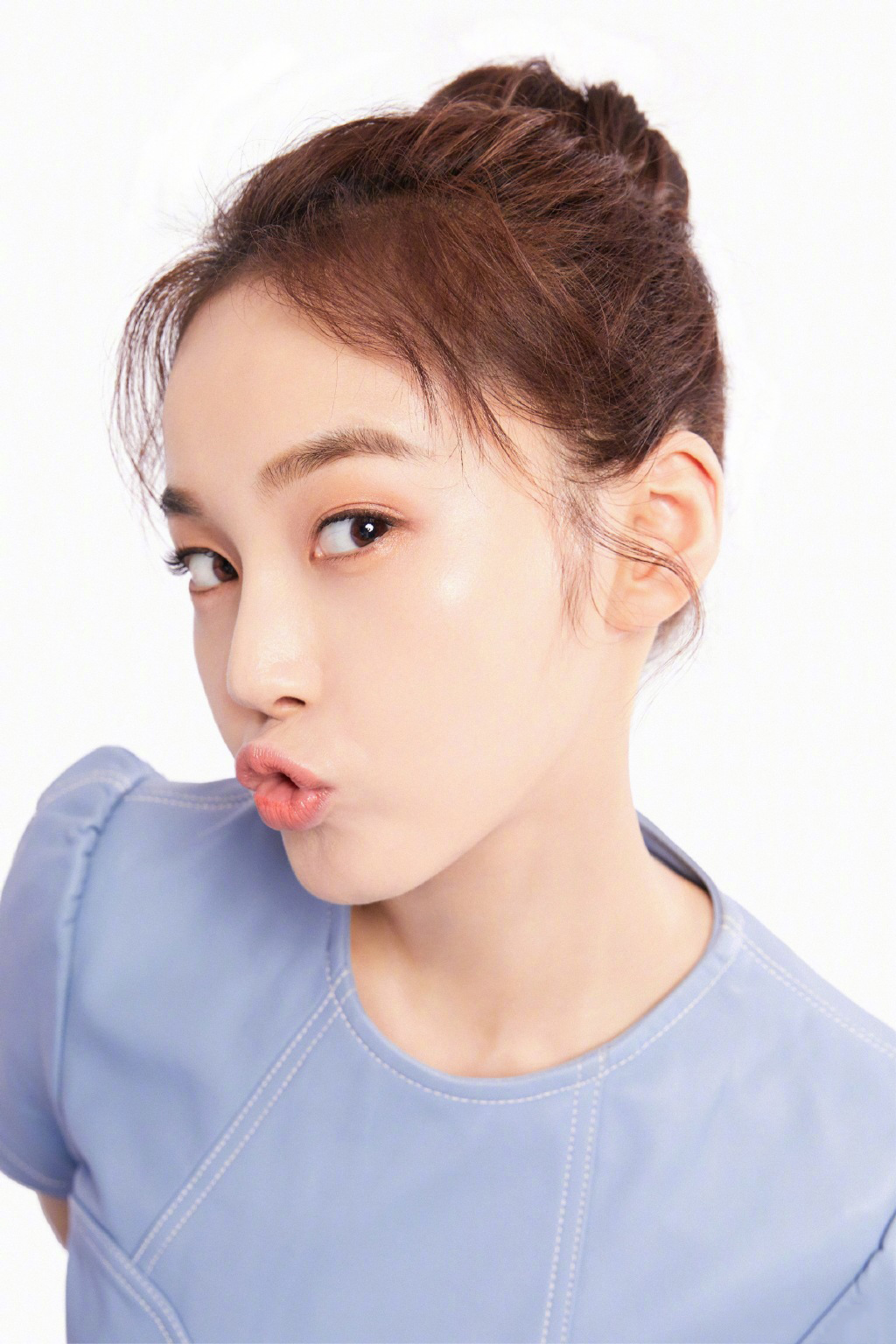 高清吉林省辽源女明星张佳宁清新白娘子造型图片图片